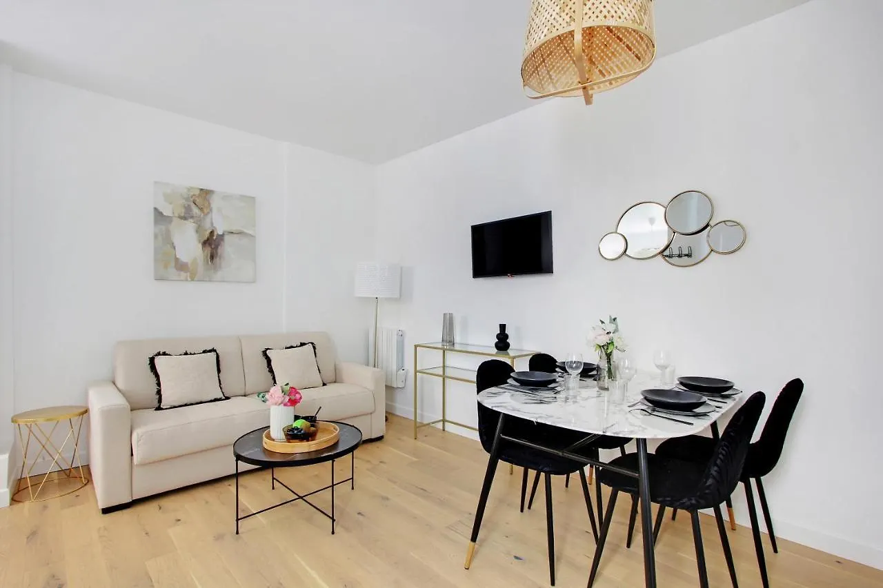Apartament Cmg - Sacre Coeur / Montmartre Paryż